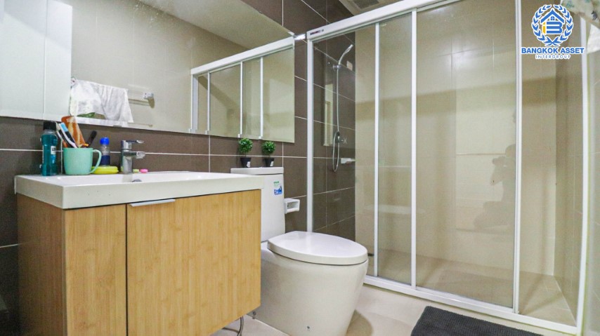 *****ทาวน์เฮ้าส์มือสองย่านนนทบุรี ม.เดอะคอนเนค กาญจนาภิเษก-กันตนา เนื้อที่กว้างขวางถึง 21.4 ตร.ว. ฟังก์ชัน 3 ห้องนอน 2 ห้องน้ำ 2 ที่จอดรถ บนทำเลศักยภาพ เดินทางสะดวก ใกล้รถไฟฟ้าสายสีม่วง "สถานีตลาดบางใหญ่", เซ็นทรัลเวสต์เกต และทางด่วน "ศรีรัช" ราคาถูกสุดในย่านนี้!